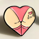 Épinglette - LOVE ASS - Broche